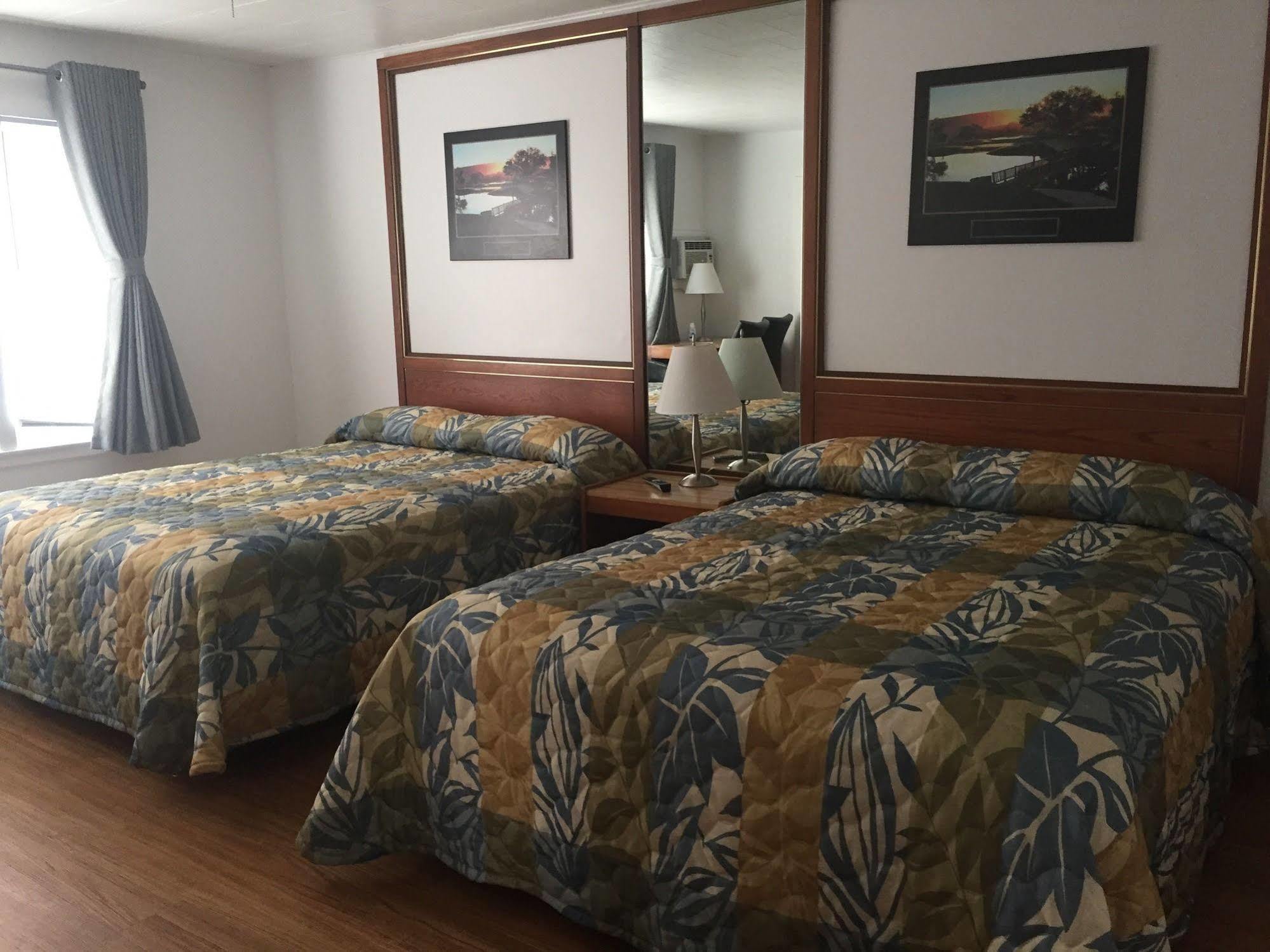New Rockland Motel Bobcaygeon Zewnętrze zdjęcie